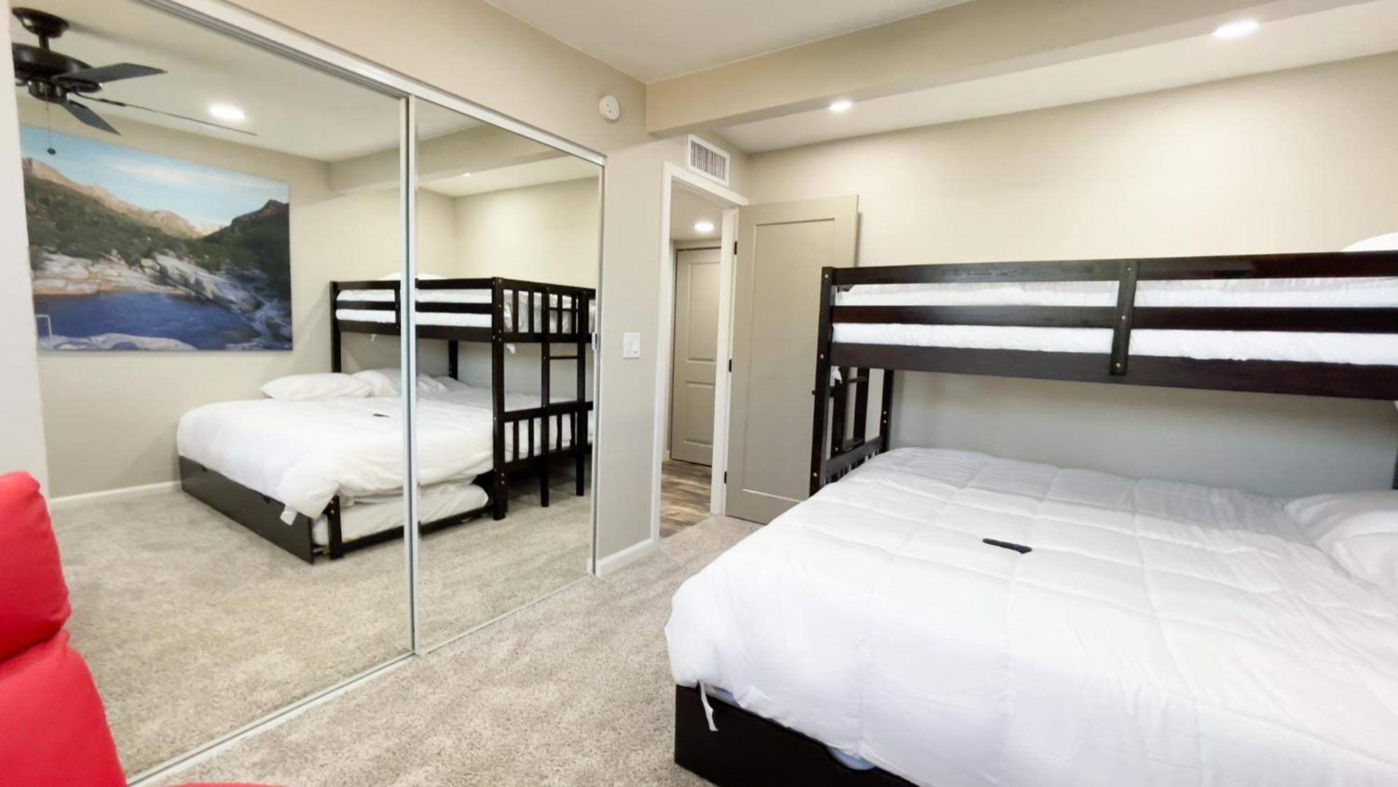 Private Home - Heated Pool, Billiards, Darts, Foosball, Fireplace, 5 Smart Tvs, Bbq, Cotton Bedding - The Saguaro Sanctuary, Pool Heat Optional Tucson Dış mekan fotoğraf