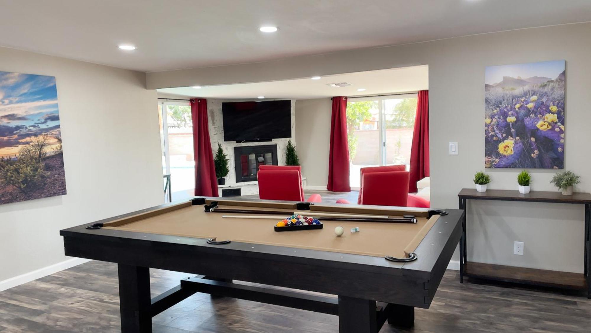 Private Home - Heated Pool, Billiards, Darts, Foosball, Fireplace, 5 Smart Tvs, Bbq, Cotton Bedding - The Saguaro Sanctuary, Pool Heat Optional Tucson Dış mekan fotoğraf